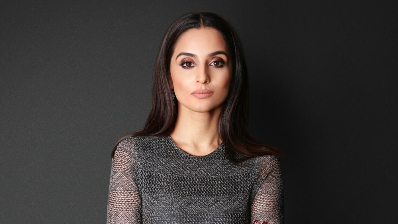 Farzana  head shot